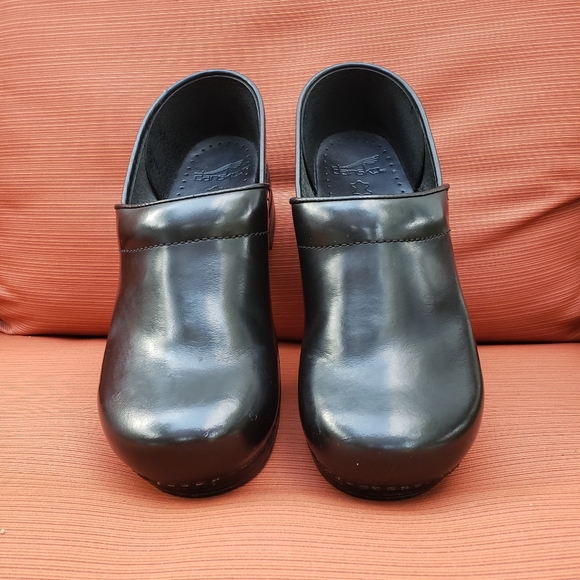 dansko size 42